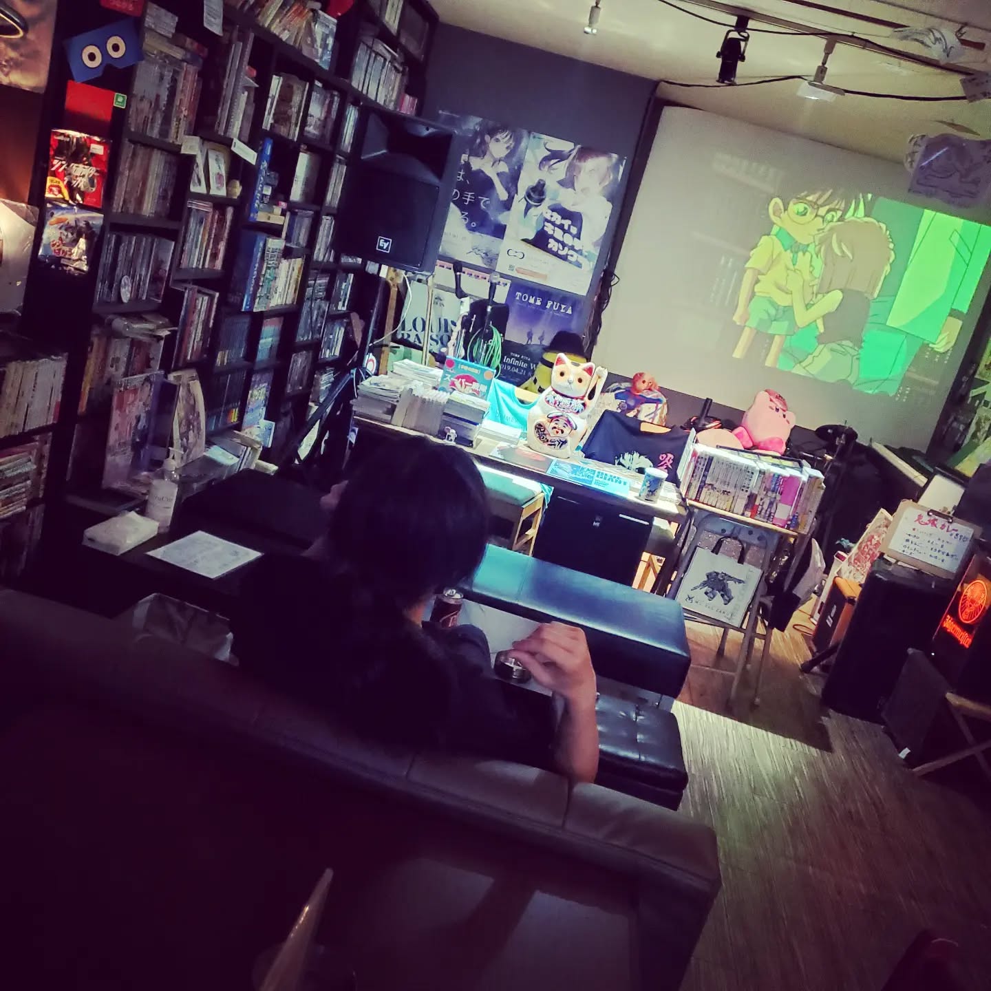 明日からGW!本日も開店からお客様GWは休みなく皆様のお越しをお待ちしております#オタクバー #町田 #杏東ぢーな #雷門風太 #GW営業 #U25割 #はじめての女性は1杯無料