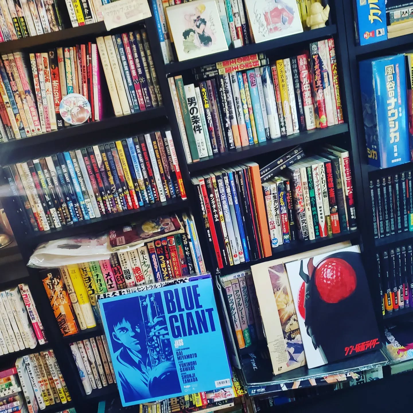 当店はお陰さまで7周年を迎えました!!ありがとう御座います本日も皆様のお越しをお待ちしております!!#オタクバー #町田 #杏東ぢーな #雷門風太 #日曜営業 #U25割 #はじめての女性は1杯無料 #7周年