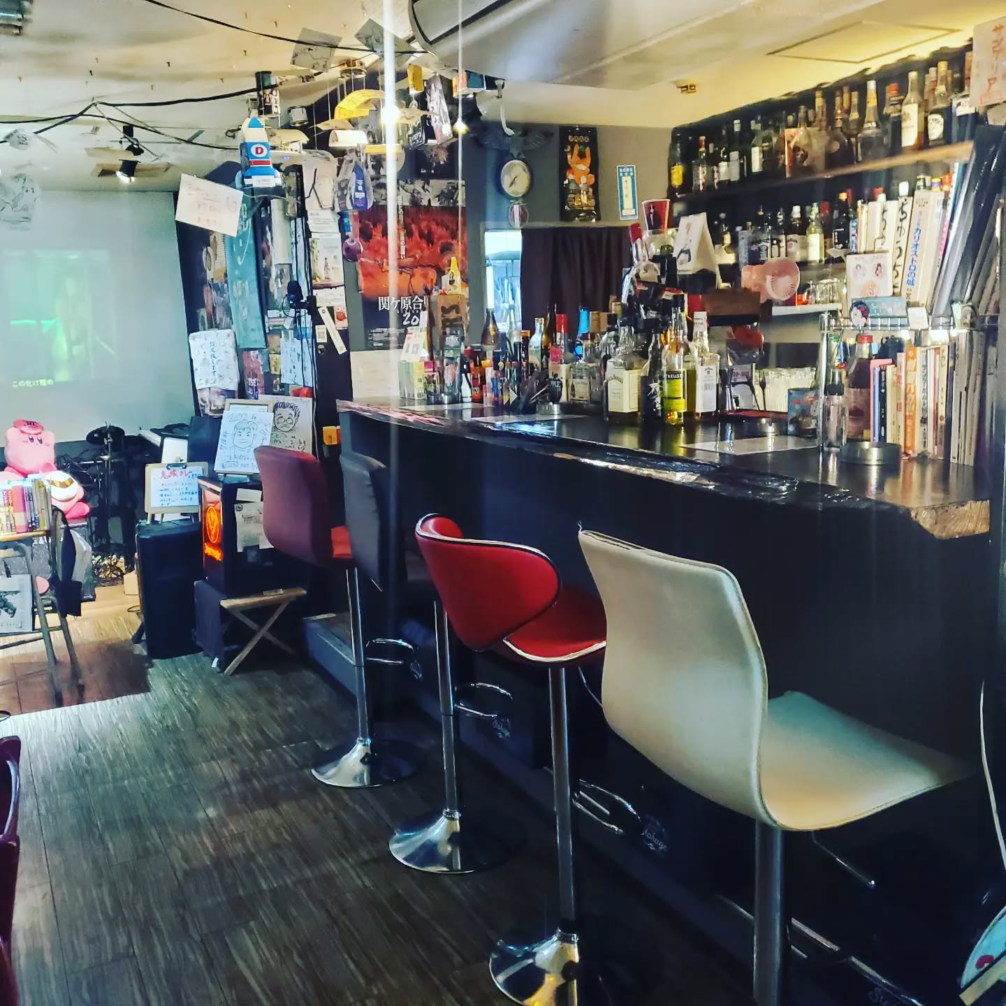 5月病に気を付ける季節当店では遠慮なくオタク話をして元気を取り戻して下さいね本日も皆様のお越しをお待ちしております!#オタクバー #町田 #杏東ぢーな #雷門風太 #日曜営業 #U25割 #はじめての女性は1杯無料