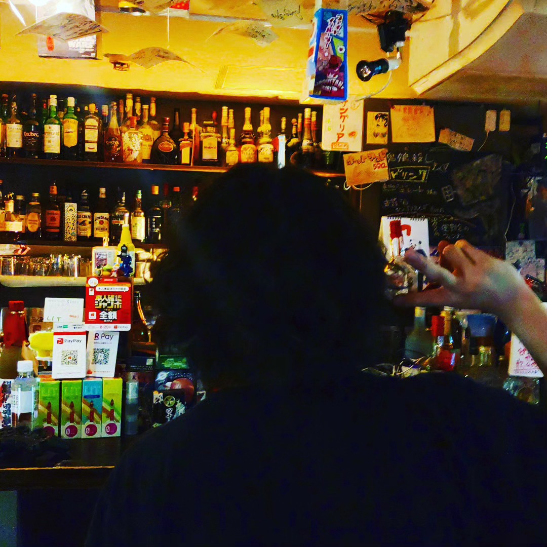 本日も開店からお客様いらしてます！　美味しいビールで暑気払い