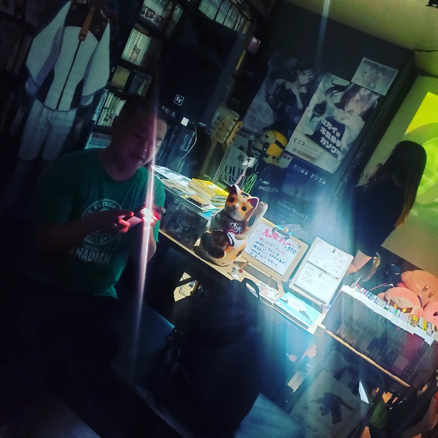 今日も開店からビックなお客様!本日も皆様のお越しをお待ちしております#オタクバー #町田 #杏東ぢーな #雷門風太 #日曜営業 #U25割 #はじめての女性は1杯無料 #美味しい生ビール #今季アニメ #喫煙可能