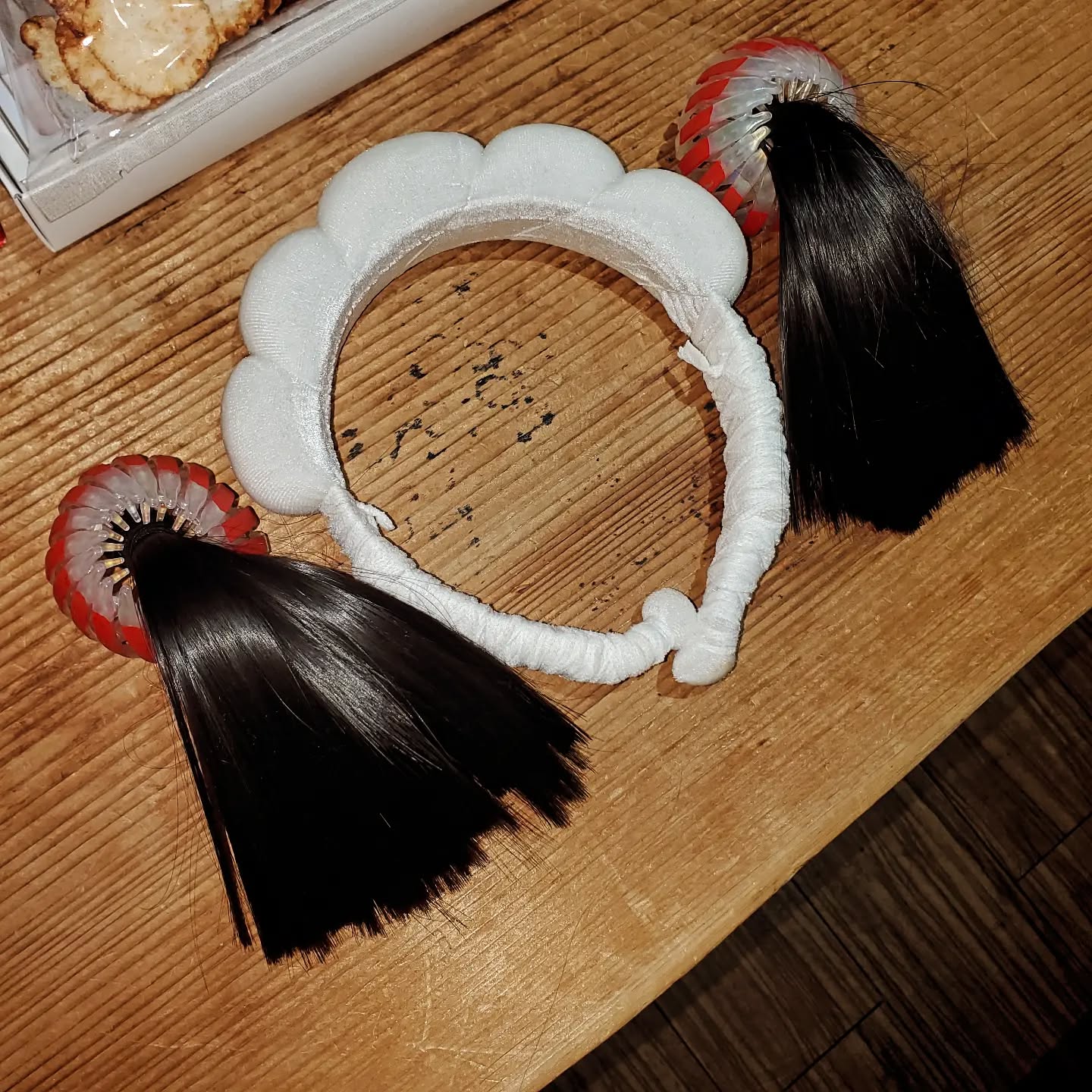 当店は金曜日にハロウィンをやりましたが、本来は今日が本番!ロボ子ヘアセットありますのでご自由にお使い下さい皆様のお越しをお待ちしております#オタクバー #町田 #杏東ぢーな #雷門風太 #日曜営業 #U25割 #はじめての女性は1杯無料 #美味しい生ビール #今季アニメ #ボードゲーム #カードゲーム #喫煙可能 #僕とロボ子