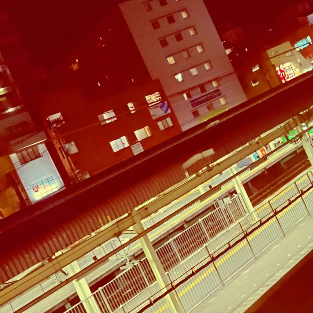 【【過去記事】】 週末、たくさんの人が当店側JR横浜線から降りていらっしゃいます! http://swing-by.tokyo/2023/10/14/jr-yokohamaline/?utm_source=facebook&utm_medium=social&utm_campaign=ReviveOldPost