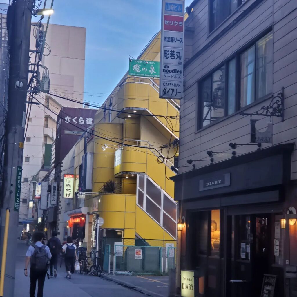 【 【 過去記事 】 】 盛り上がっております! http://swing-by.tokyo/2023/08/02/feaver/?utm_source=facebook&utm_medium=social&utm_campaign=ReviveOldPost
