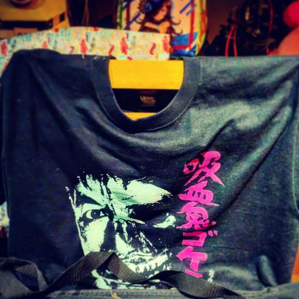 【 【 過 去 記 事 】 】 #オタクバー #吸血鬼ゴケミドロ  https://is.gd/61tfoF