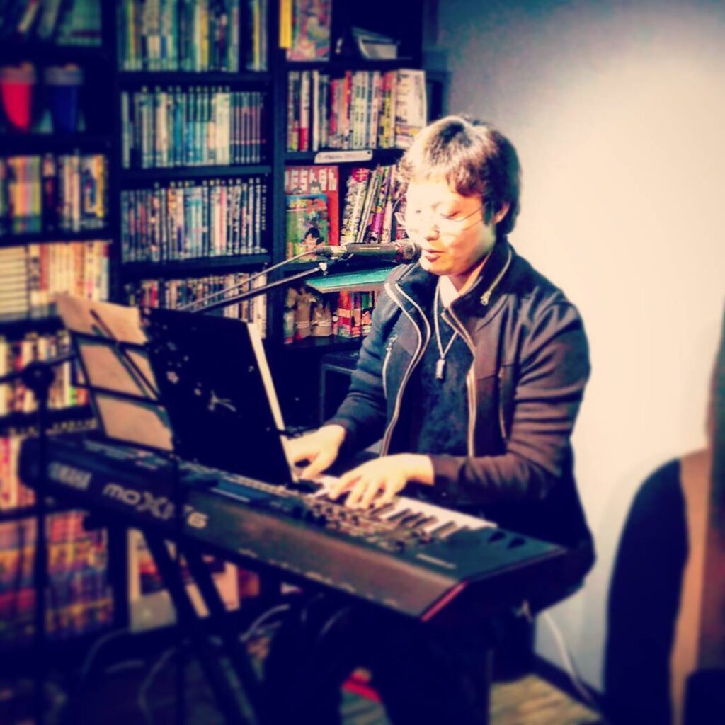 【 【 過 去 記 事 】 】 SAMMYさん、リハに力が入ってまっす♪ #otakubar #livemusic  https://is.gd/scFxSN