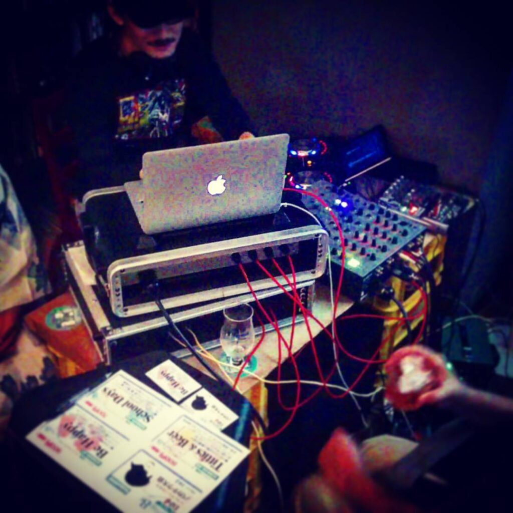 【 【 過 去 記 事 】 】 DJイベント、バカテク大会、始まってます♪ #otakubar #dj https://is.gd/0HfqHE