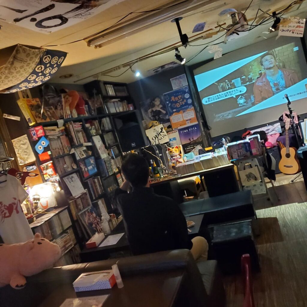 【 【 過 去 記 事 】 】 開店からお客様! https://is.gd/O8E2Ff #オタクバー