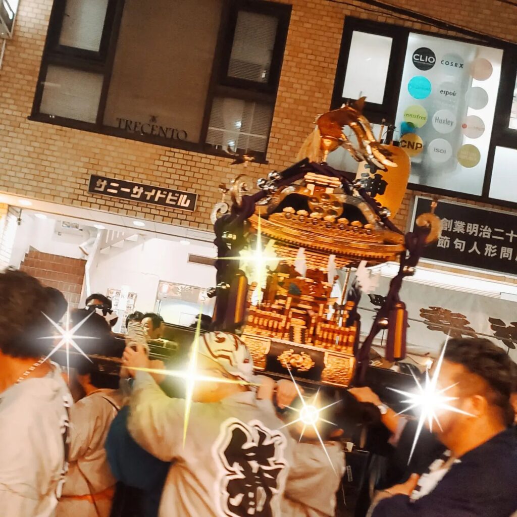【 【 過 去 記 事 】 】 町田では今日明日、4年ぶりの天満宮例大祭です! https://is.gd/aBJsMT #オタクバー #お祭り #みこし #例大祭 #天満宮 #神輿 #祭 #祭り