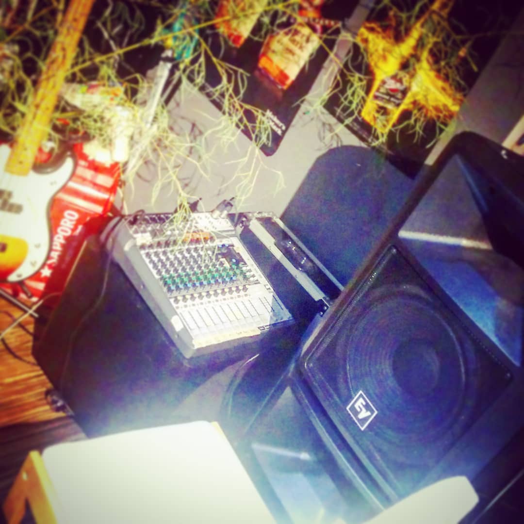 【 【 過 去 記 事 】 】 #音楽機材 を導入、#イベント ますますがんばります! 開店です♪ #オタクバーhttps://swing-by.tokyo/2019/07/09/–/