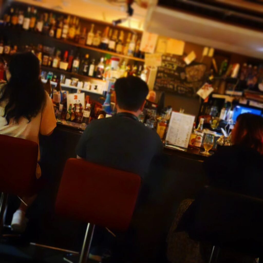 【 【 オタクバー 過 去 記 事 】 】 開店すぐに創作畑🖊のお客さんで盛り上がり🥳  https://is.gd/t4qcq4 #2024夏アニメ #オタクバー #町田創作会 #魔王軍アニメ #魔王軍最強 #魔王軍最強の魔術師は人間だった