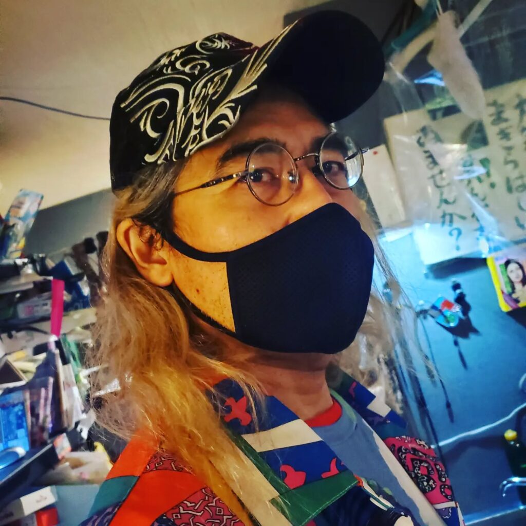 【 【 オタクバー 過 去 記 事 】 】 本日5/7は開店6周年そしてこの方の56歳誕生日皆様のおかげで毎日楽しく営業が続けられてます！ありがとうございます！#町田#オタクバー#雷門風太 #杏東ぢーな#6周年  https://is.gd/FibxHa