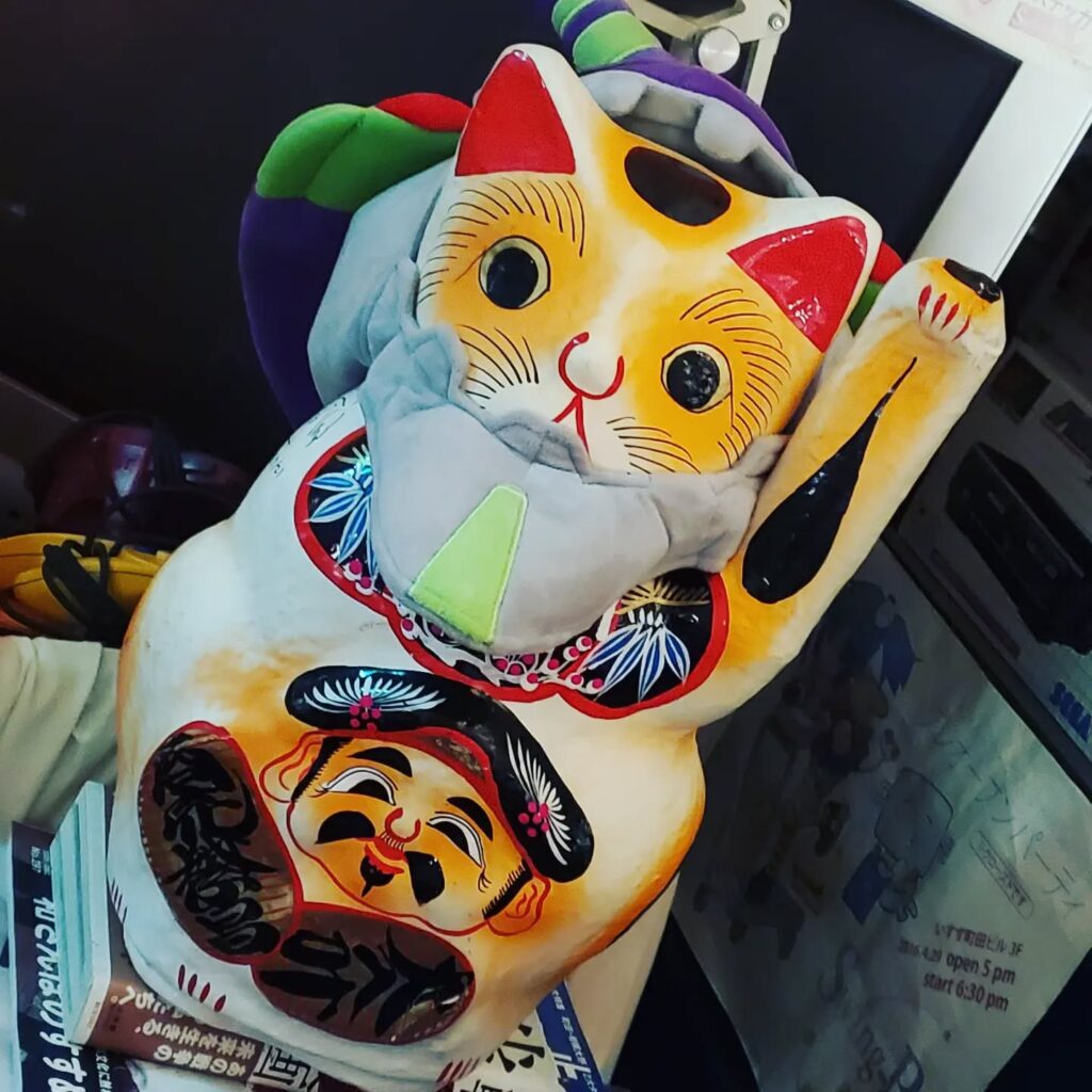 【 【 オタクバー 過 去 記 事 】 】 今週はずーっと猛暑駅チカ涼しい店内にてお待ちしております#町田#オタクバー#雷門風太 #杏東ぢーな#駅チカ  https://is.gd/HcXc6k