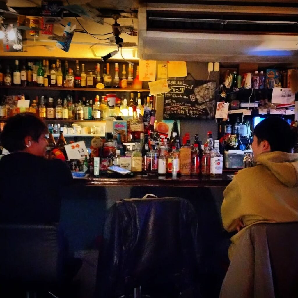 【 【 オタクバー 過 去 記 事 】 】 開店から盛り上がっています🥂 https://is.gd/WRWvb5 #オタクバー