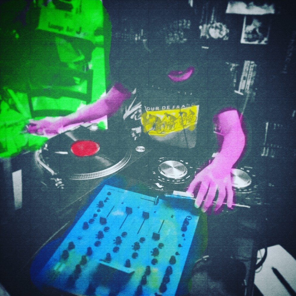 DJイベント、本日19時より!