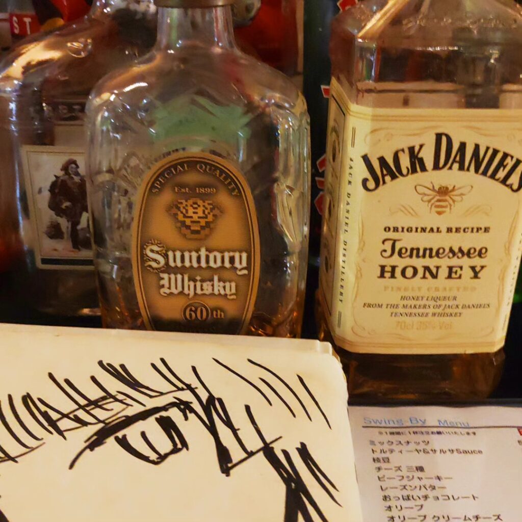 【 【 オタクバー 過 去 記 事 】 】サントリー角瓶発売60周年記念 特角〈10年〉ボトル、のこりわずかです、早い者勝ち！🥃本日も皆様のご来店お待ちしております。#サントリー角瓶 #特角 #サントリー #ウィスキー #オタクバー #特撮 #プロレス #ギャルゲー #同人誌 #町田 #杏東ぢーな #雷門風太 #日曜営業 #U25割 #はじめての女性は1杯無料 #今季アニメ #2023秋アニメ #美味しい生ビール #ボードゲーム #カードゲーム #サントリー神泡達人店 #サントリープレミアム達人店 https://swing-by.tokyo/2023/12/10/%e3%82%b5%e3%83%b3%e3%83%88%e3%83%aa%e3%83%bc%e8%a7%92%e7%93%b6%e7%99%ba%e5%a3%b260%e5%91%a8%e5%b9%b4%e8%a8%98%e5%bf%b5-%e7%89%b9%e8%a7%92%e3%80%8810%e5%b9%b4%e3%80%89%e3%83%9c%e3%83%88%e3%83%ab-2/?utm_source=facebook&utm_medium=social&utm_campaign=ReviveOldPost
